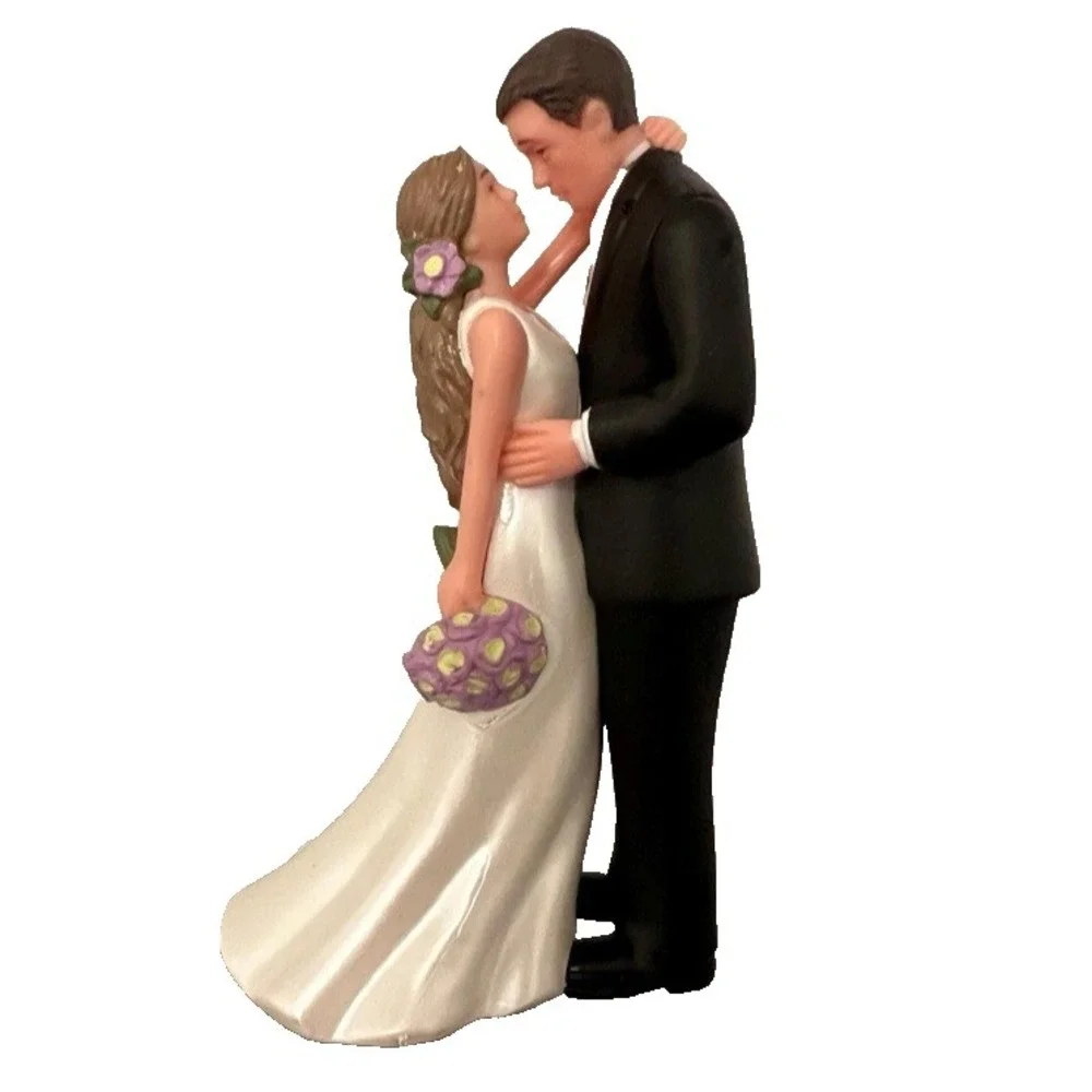 Vintage Bride and Groom 4.5